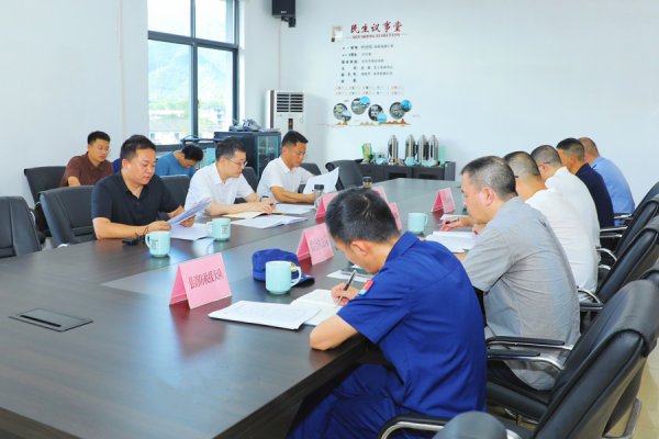 牛领策略 “小马拉大车”拉不动？松阳这招让街道“哨声”一响，难题全解决！